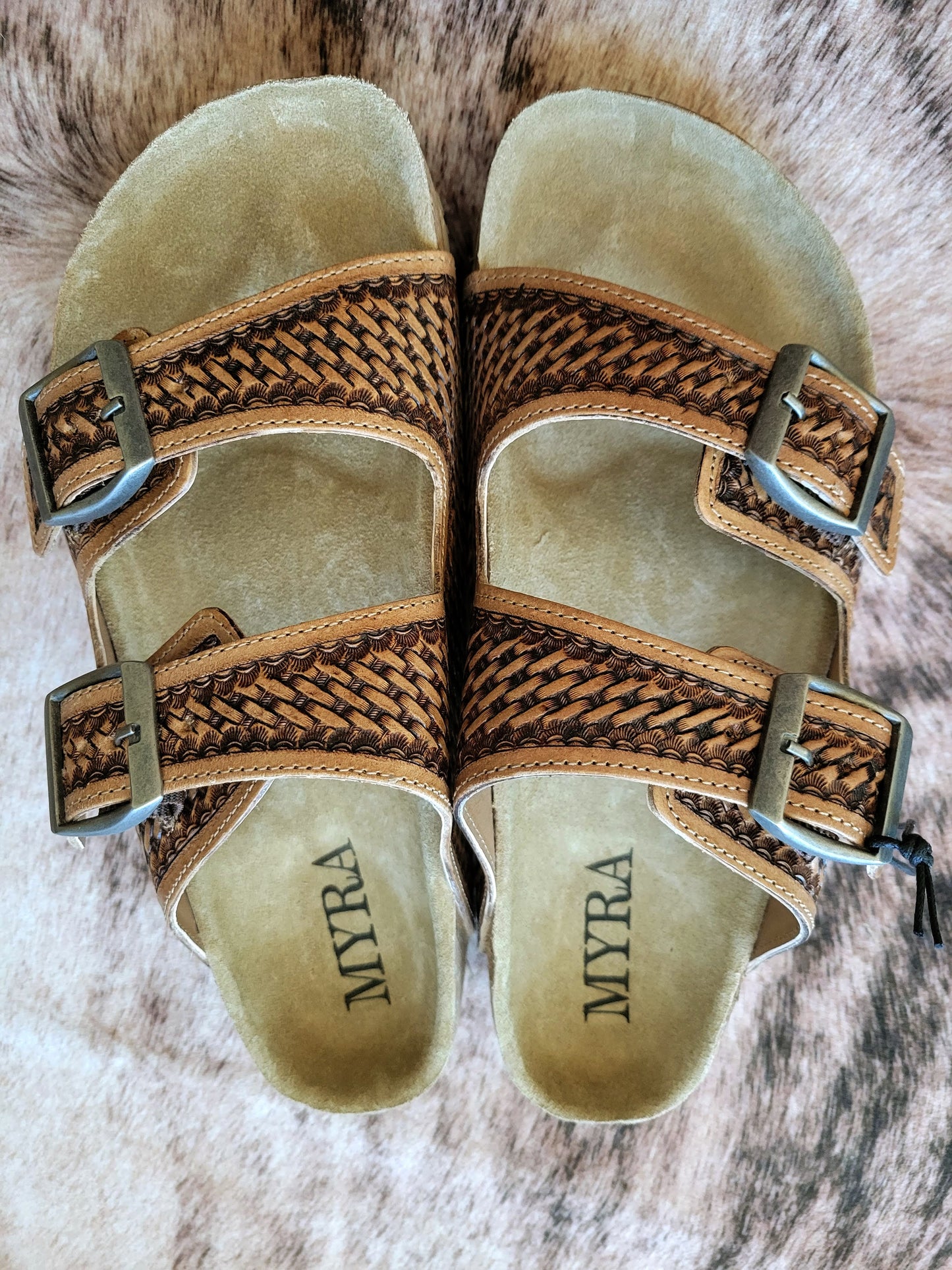 Hulchul Western Sandals