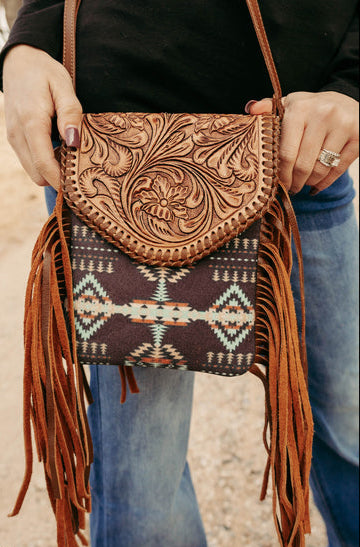 NITA LAKE CROSSBODY BAG